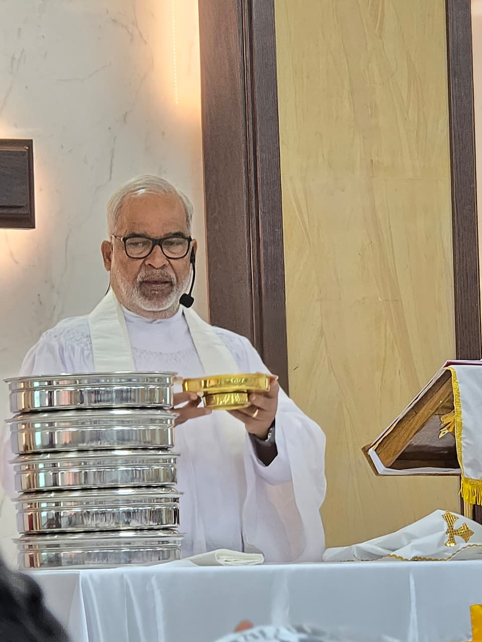 Farewell to Rev. Raju Jacob & Moly Kochamma